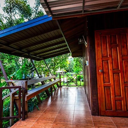 Ruan Kanchanok Pakchong Bagian luar foto
